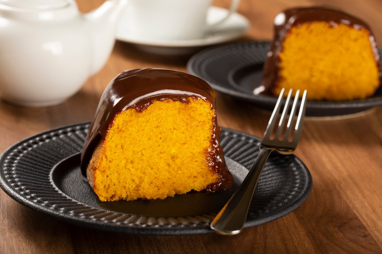 Bolo de Cenoura de Liquidificador: Sabor de Infância em Casa - Doces da  Jéssica